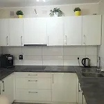 Pastelowe Blisko Centrum Karpacza Z Parkingiem, Balkonem W Zielonej Okolicy Карпач